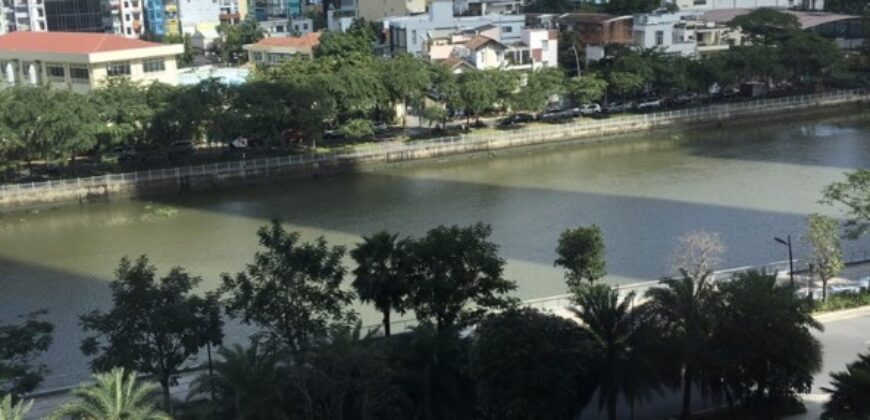 Bán CH đẹp xuất sắc 78m2 tại Vinhomes Golden River Ba Son, 9,8 tỷ, Q1, HCM