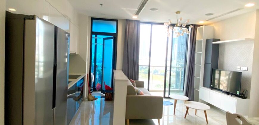 Vinhomes Golden River BaSon 2 phòng ngủ: Từ 20 – 40 triệu/tháng. DT 68 – 90m