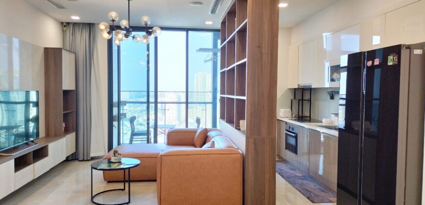 cho thuê căn hộ Vinhomes Golden River Bason 2PN vòng cung