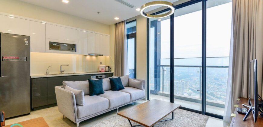 Bán căn hộ CC Vinhomes Golden River Ba Son, 53 tỷ, 160 m2, giá siêu hời