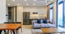 Bán căn hộ CC Vinhomes Golden River Ba Son, 53 tỷ, 160 m2, giá siêu hời