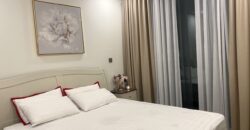 Đang trống sẵn cần cho thuê căn hộ 3PN Vinhomes Golden River. View Sông Bitexco Q1.