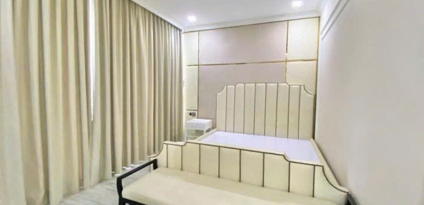 Bán căn hộ chung cư view đẹp tại Saigon South Residences, 4 tỷ, 71m2