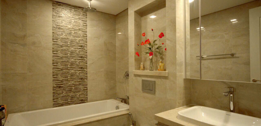 Bán CC Vinhomes Golden River Ba Son, 8,8 tỷ, 55m2, giá ưu đãi tại Q1, HCM