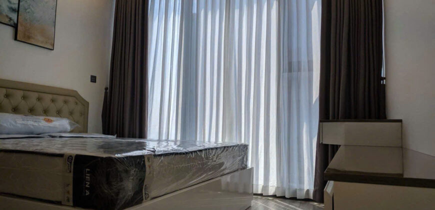 Bán CC Vinhomes Golden River Ba Son, 9,8 tỷ, 78m2, nội thất đầy đủ