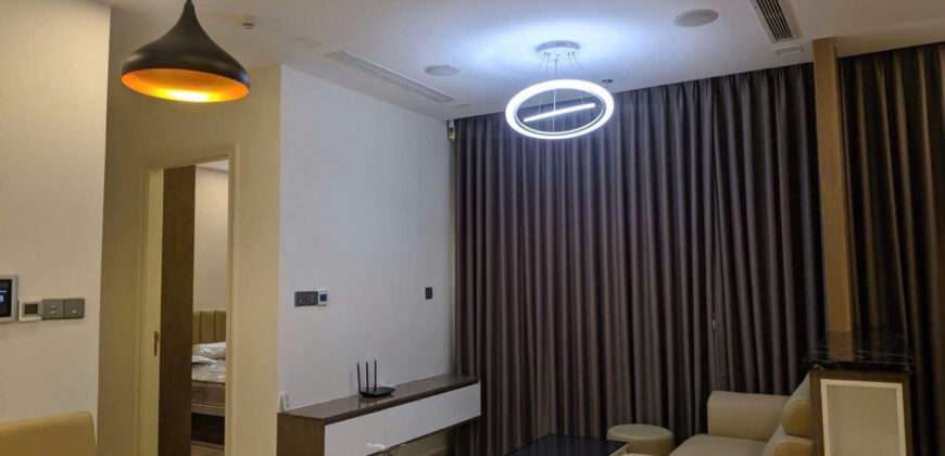 Bán CC Vinhomes Golden River Ba Son, 9,8 tỷ, 78m2, nội thất đầy đủ
